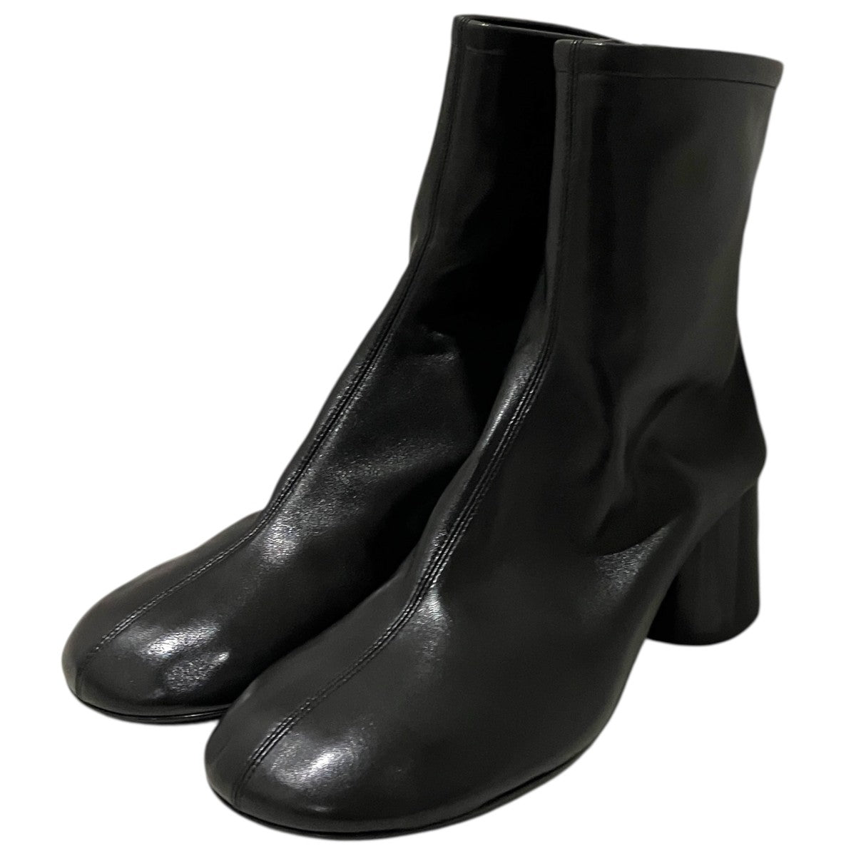 BALENCIAGA 【ラウンドトゥ レザーショートブーツ】ショートブーツ753603 古着・中古-1枚目のアイテム画像