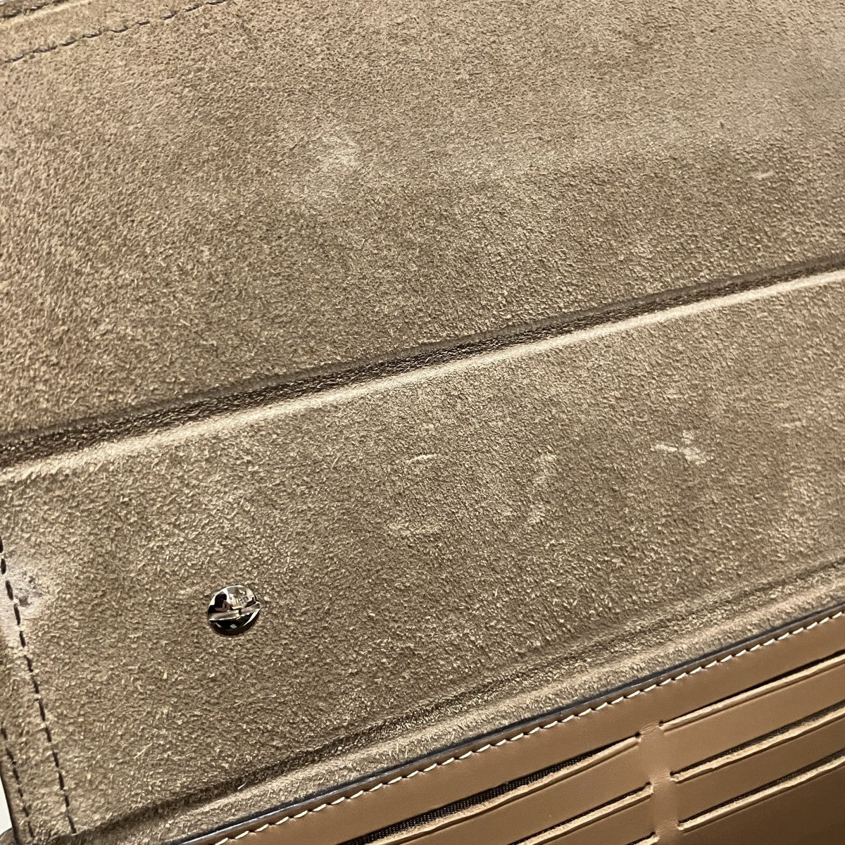 BAGUETTE SOFT TRUNKショルダーバッグ7VA565