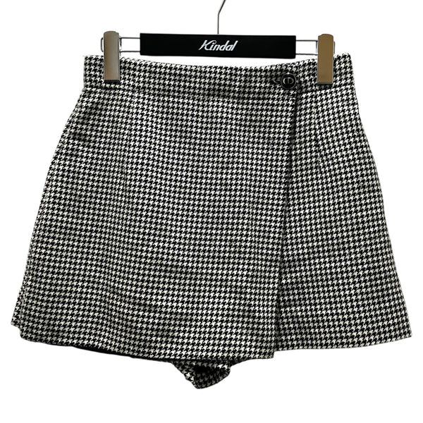 Christian Dior(クリスチャンディオール) ショートパンツ251P45A1317