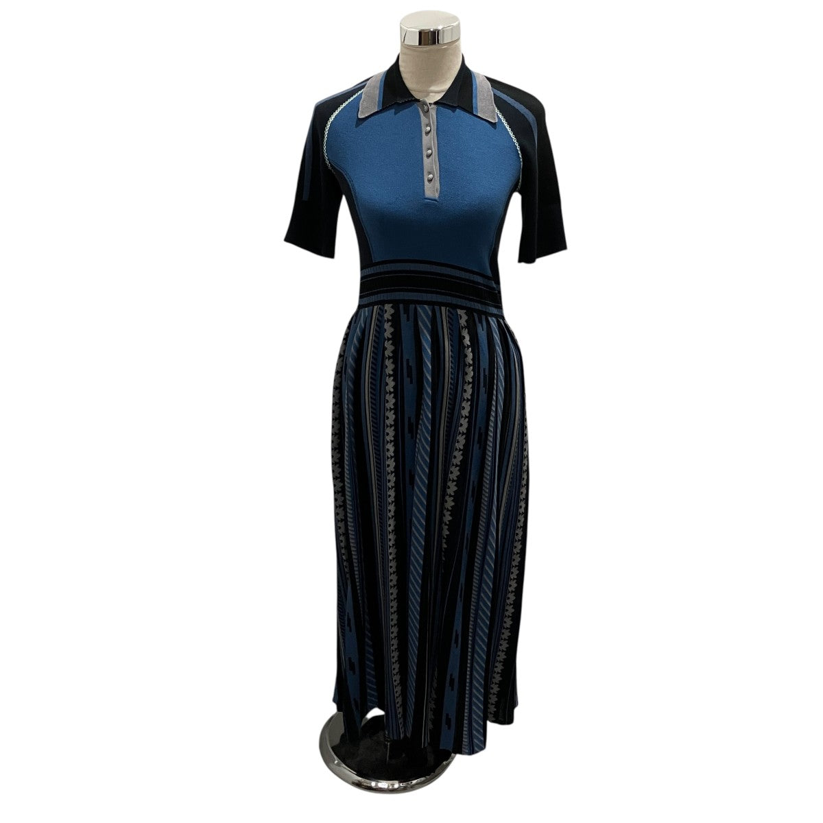 25AWGeometric Pattern Knitted DressニットワンピースMM25FKN008