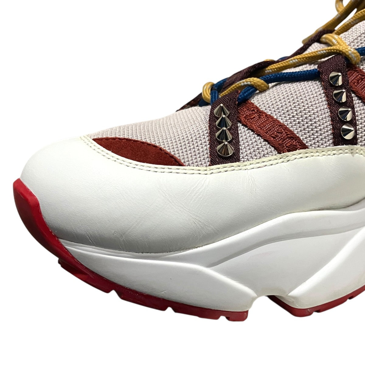 ローカットスニーカー