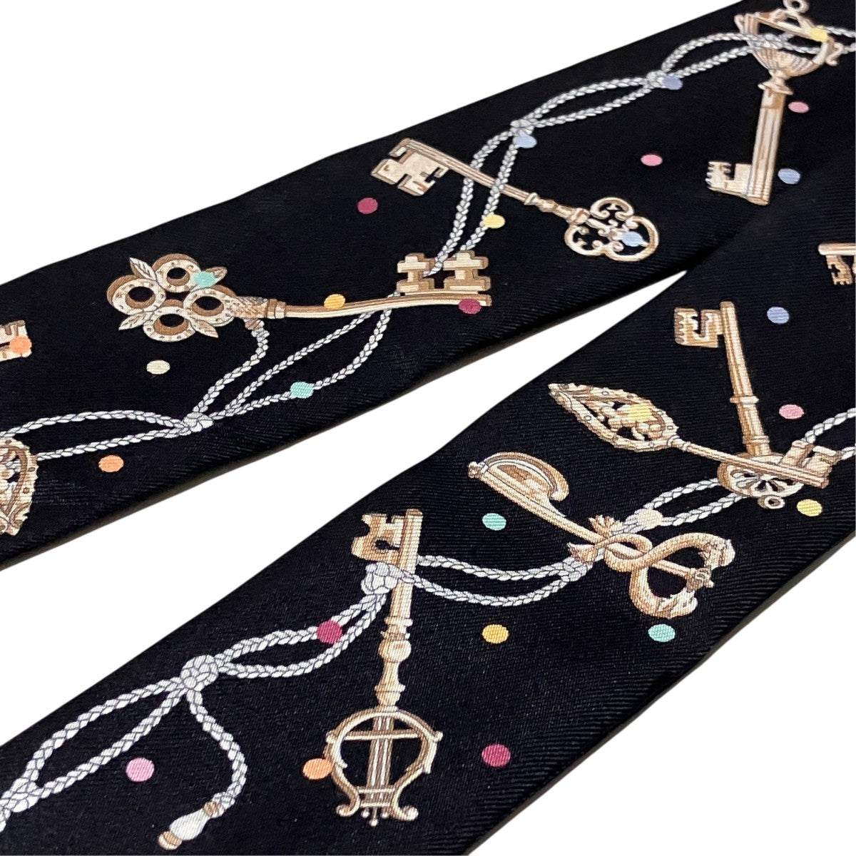 HERMES シルクスカーフES CLES A POIS 古着・中古-4枚目のアイテム画像