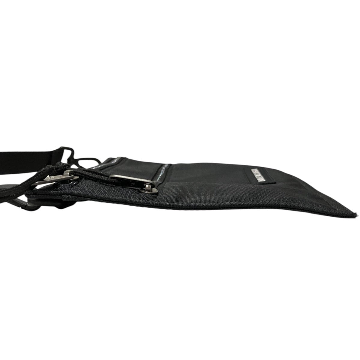 【EXPLORER FLAT POUCH STRAP】サコッシュ618379