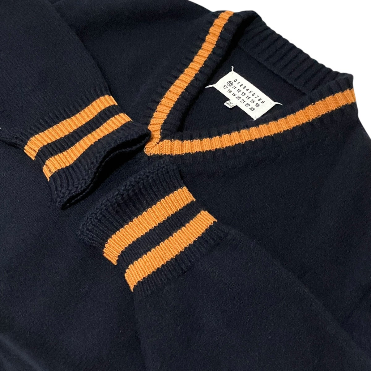 Maison Margiela VネックニットS50HA1027 古着・中古-5枚目のアイテム画像
