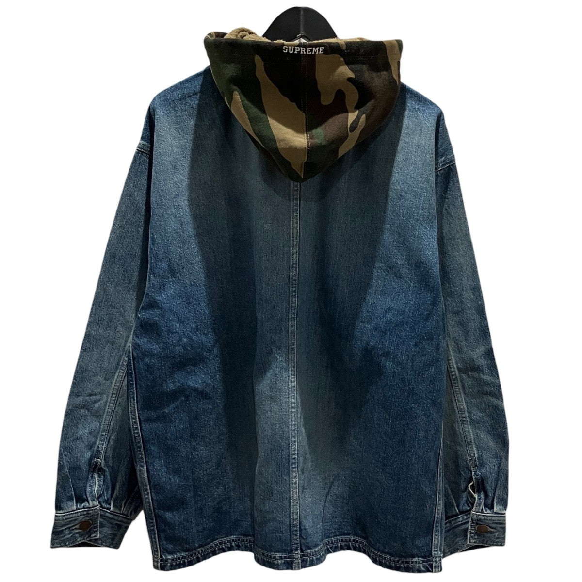 フード付きデニムジャケット