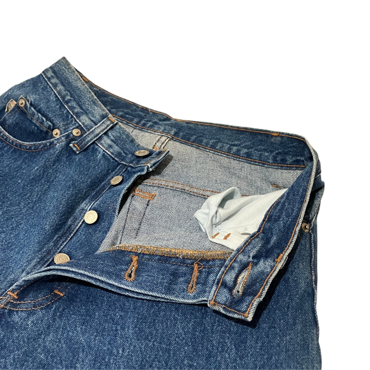 デニムパンツ