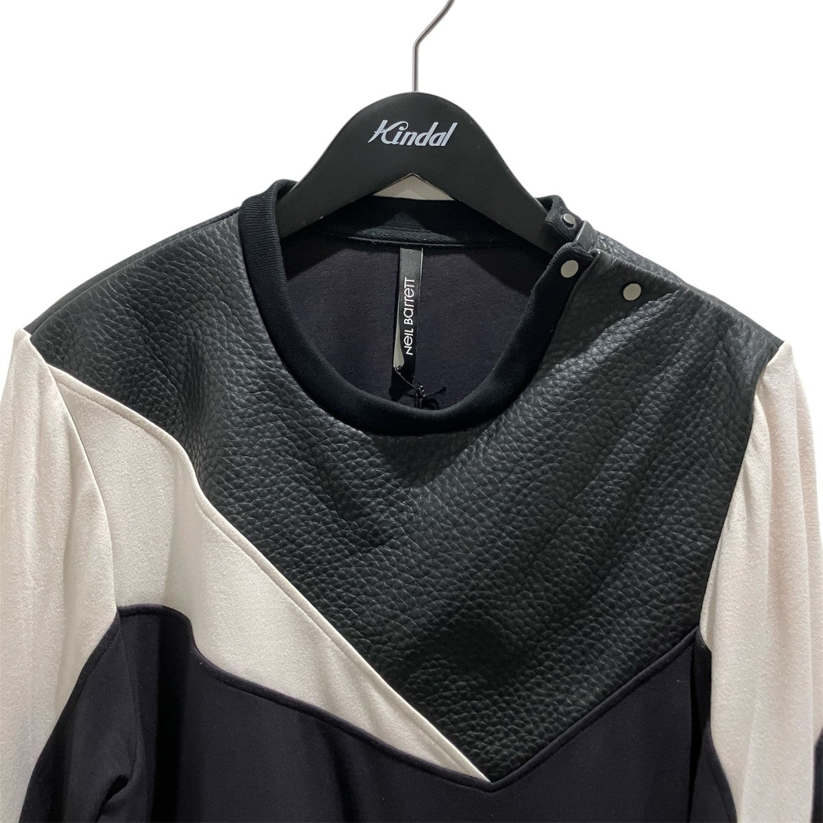 NEIL BARRETT レザードッキング長袖TシャツBJE557C C1559 古着・中古-3枚目のアイテム画像