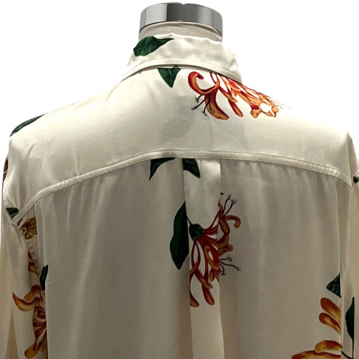 toteme 【RELAXED HONEYSUCKLE SHIRT】花柄シャツ244-WRT1415 古着・中古-4枚目のアイテム画像