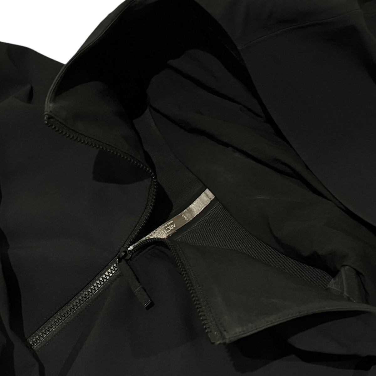 ARC’TERYX VEILANCE 【Isogon MX Hoody 】ナイロンジャケットX000010585 古着・中古-6枚目のアイテム画像