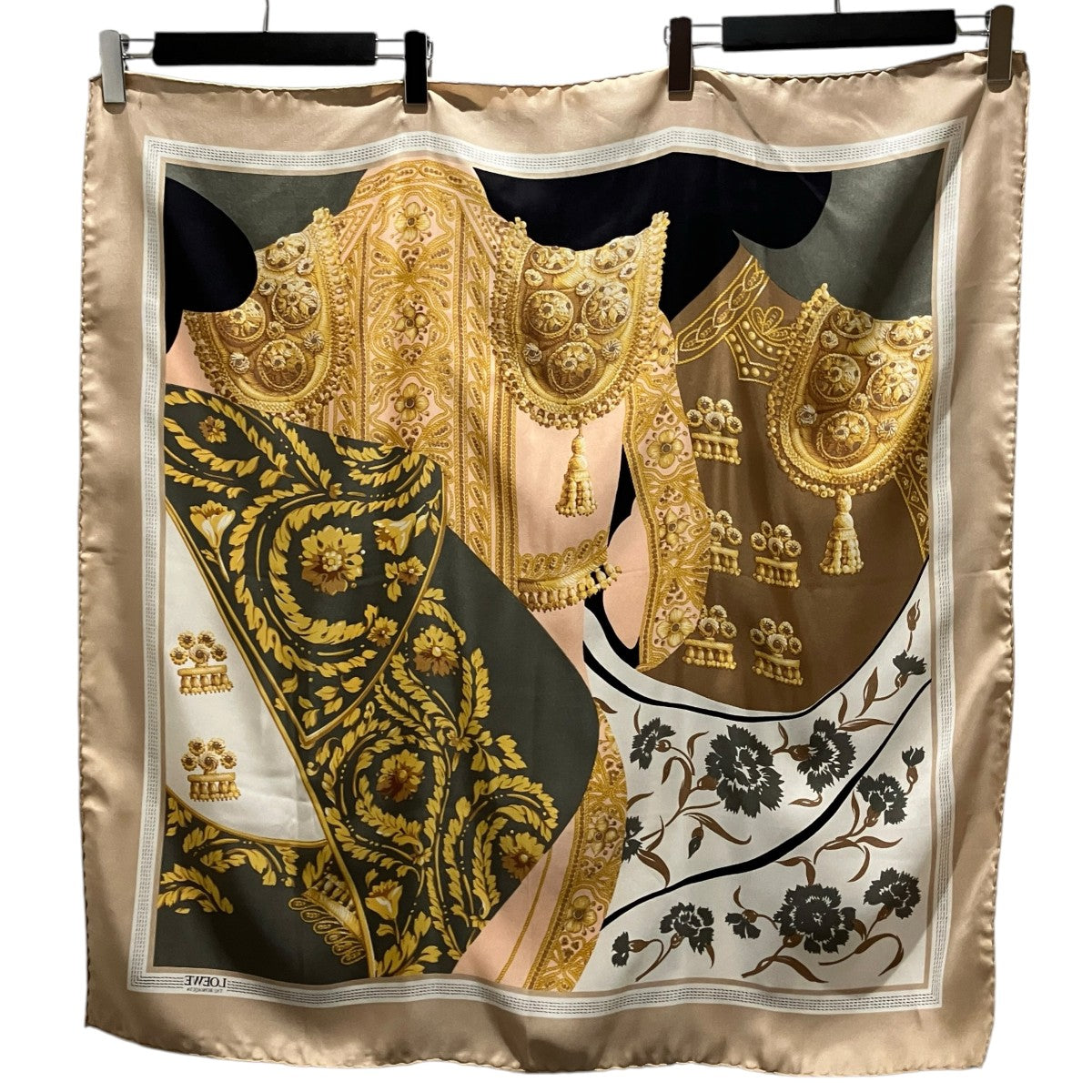 LOEWE シルクスカーフ 古着・中古-2枚目のアイテム画像
