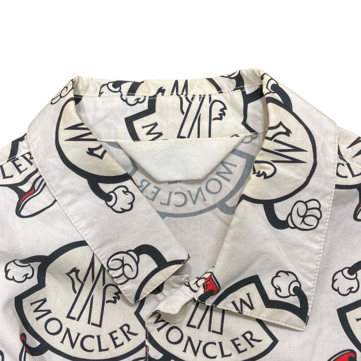 モンクレールの18SS ｢STEREOTYPE｣四つタグ付きデニムパンツです。 MONCLER ボトムス 古着・中古アイテム