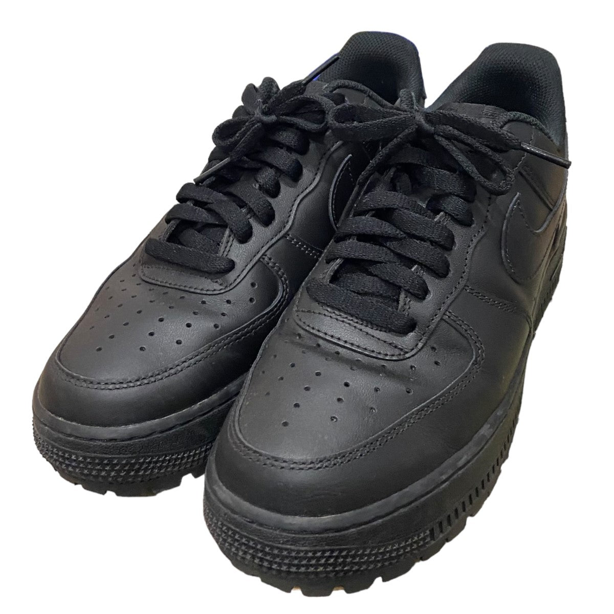 ｢NIKE AIR FORCE 1 ’07｣スニーカー