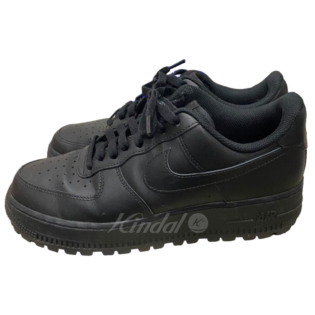 ｢NIKE AIR FORCE 1 ’07｣スニーカー