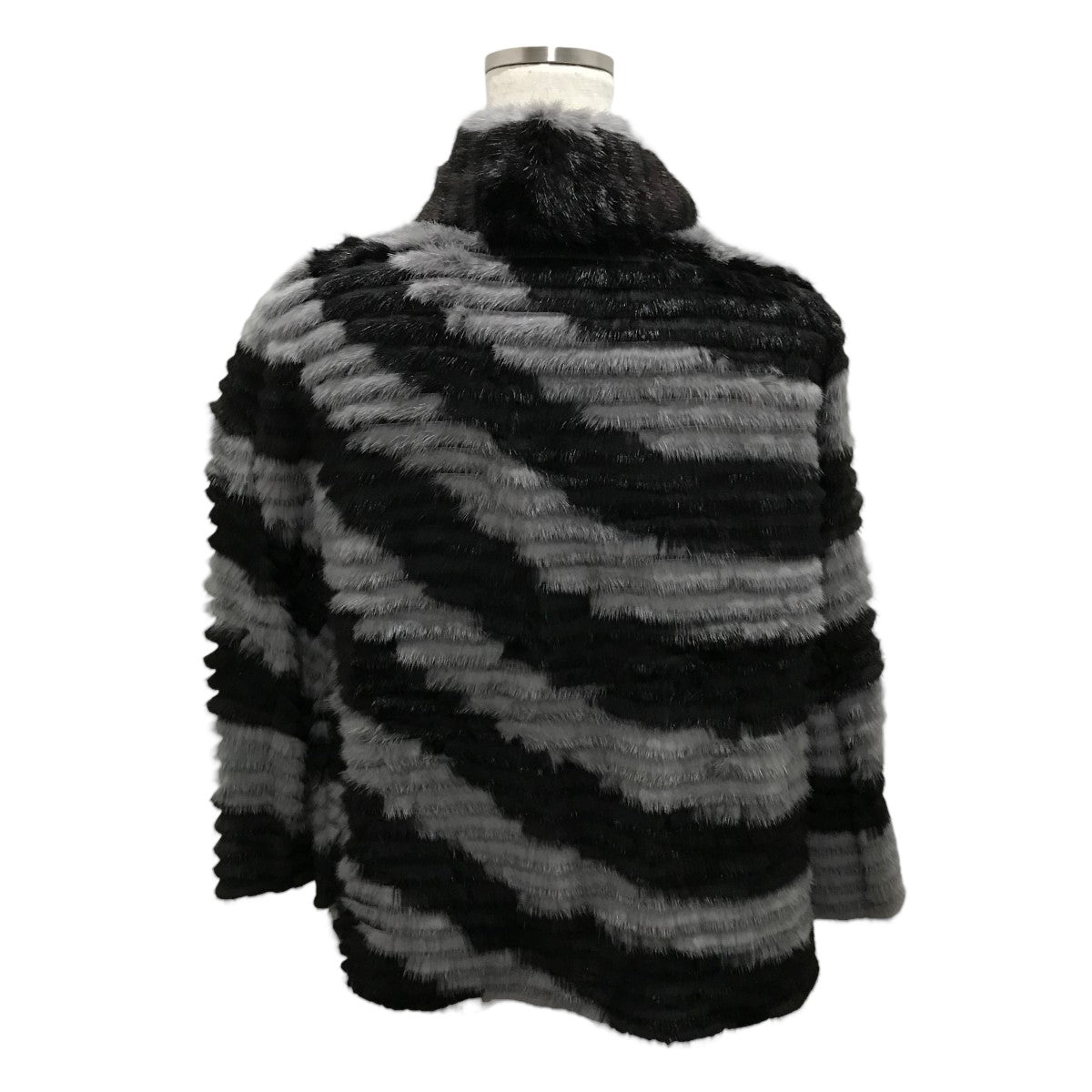 FENDI(フェンディ) ストール付フェザーライクミンクファージャケット