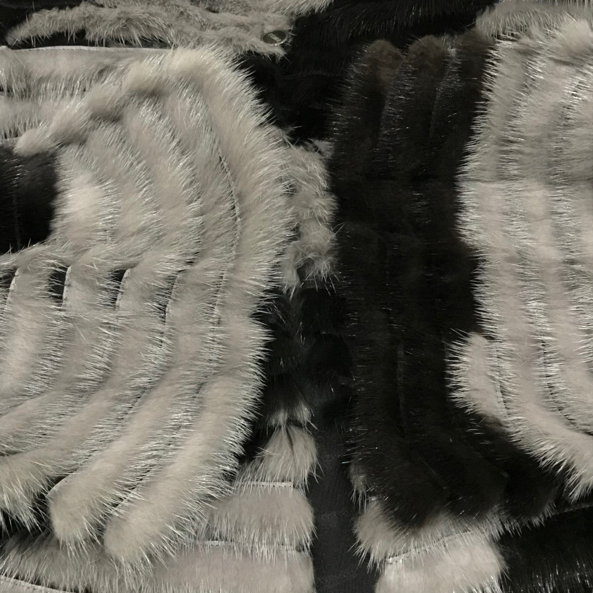 FENDI(フェンディ) ストール付フェザーライクミンクファージャケット