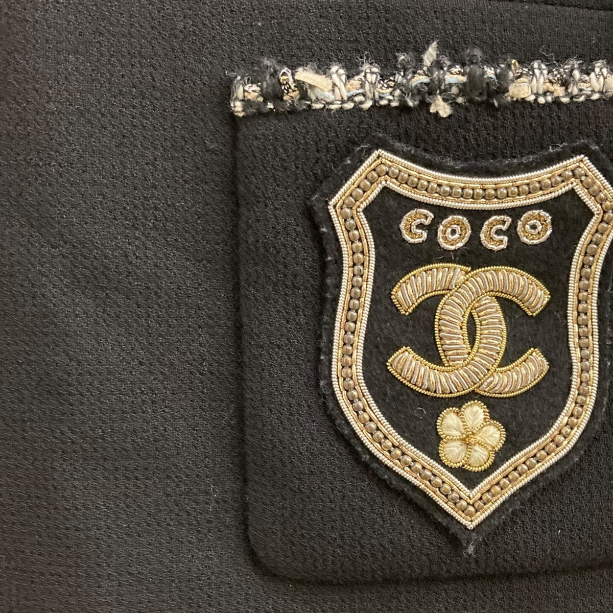 CHANEL ツイードトップP24499V12963 の古着・中古アイテム