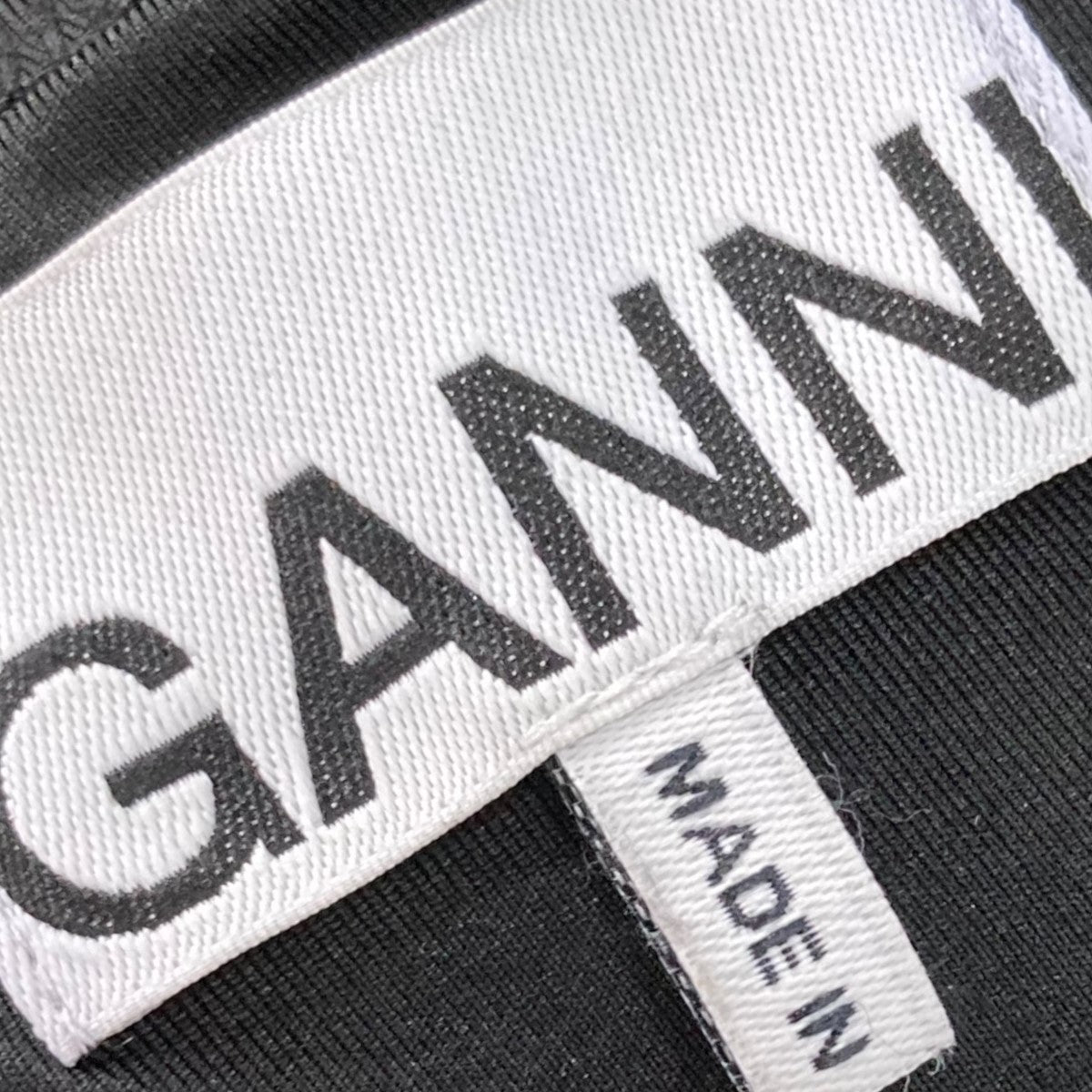 【値下げ】GANNI ブラウス 3397 ブラック サイズ：36 (EC) GANNI(ガニー) ブラウス3397 3397 ブラック サイズ 36｜【公式