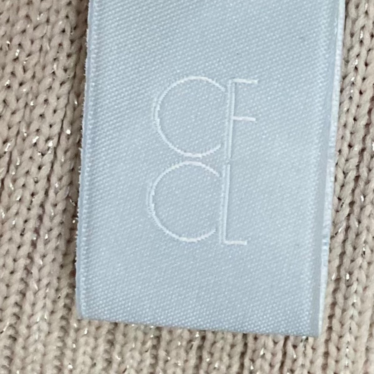 CFCL(シーエフシーエル) FLUTED LUCENT GLITTER LONG PUFF