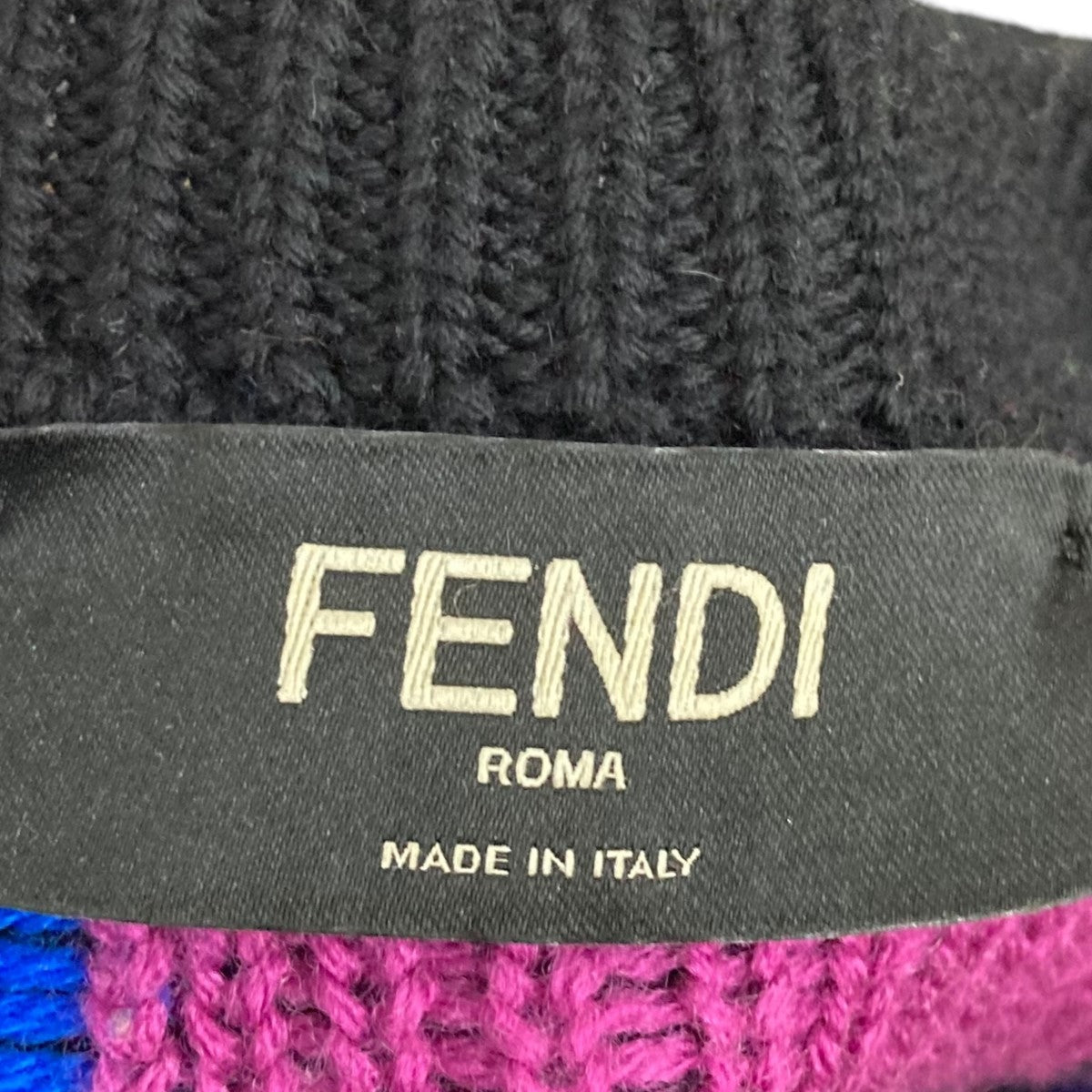 FENDI(フェンディ) ニットセーターFZY463 AH3E FZY463 AH3E ブラック サイズ 52｜【公式】カインドオルオンライン  ブランド古着・中古通販【kindal】