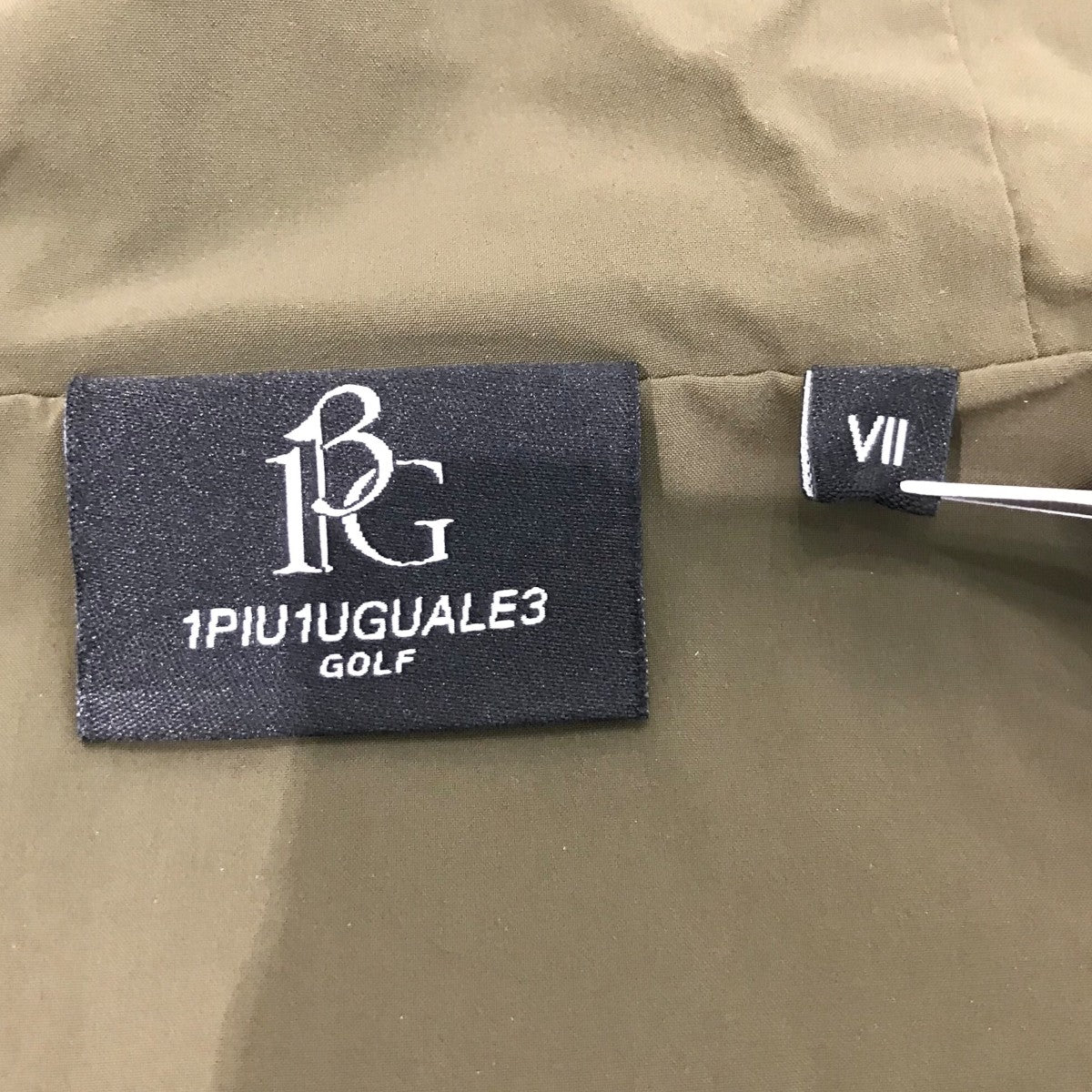 1piu1uguale3(ウノピゥウノウグァーレトレ) マウンテンパーカーGRB085