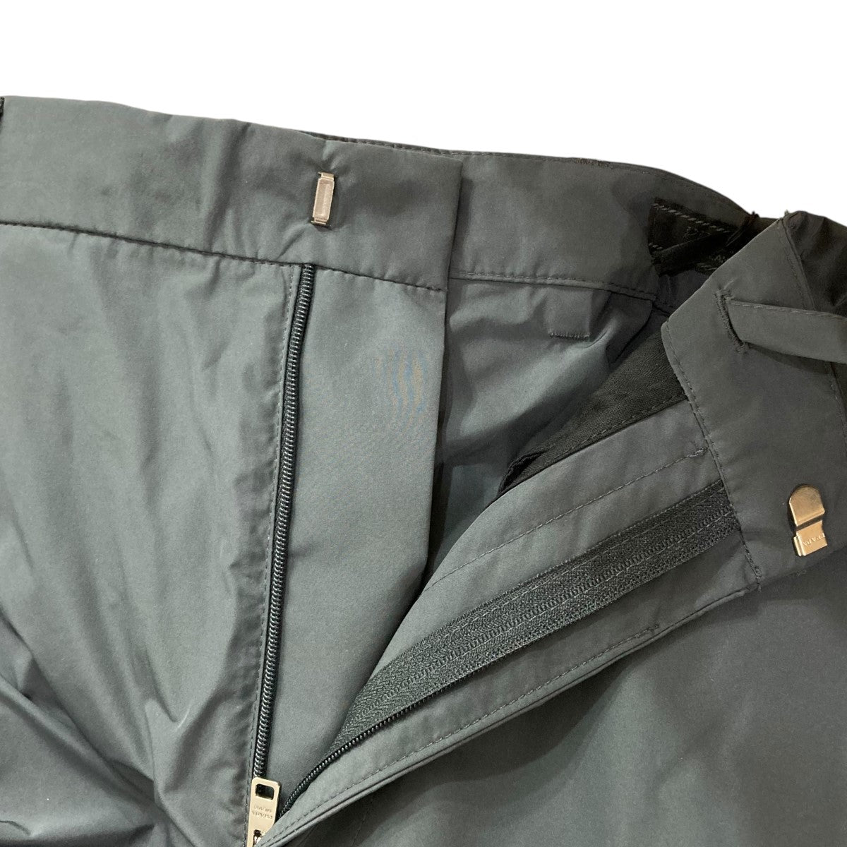 PRADA(プラダ) RE-NYLON パンツSPH116 SPH116 グレー サイズ 44