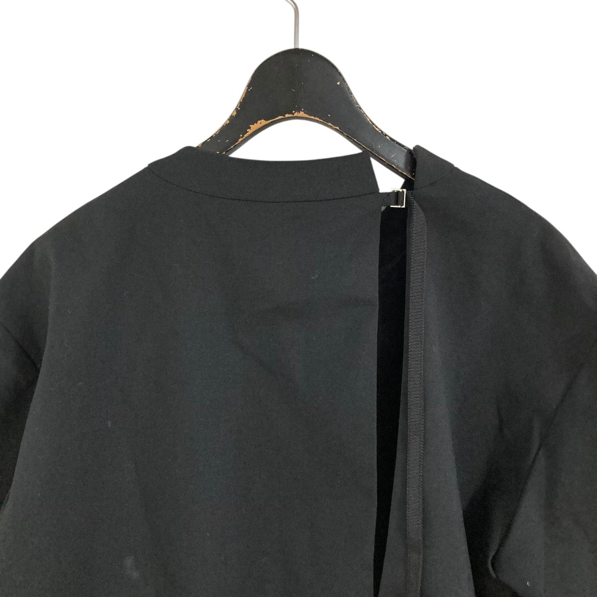 Sacai ボリュームスリーブ 黒 プルオーバー Sacai ボリュームスリーブ 黒 プルオーバー Sacai - インター