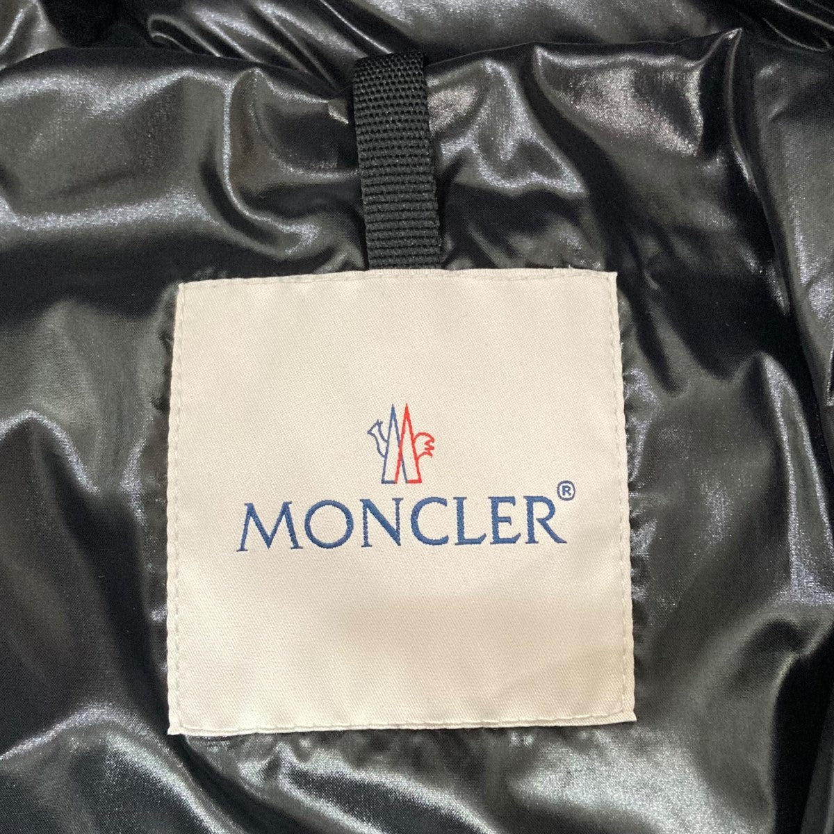 モンクレールの20AW ダウンジャケット F20911B56900です。 MONCLER 古着・中古 アウター アイテム