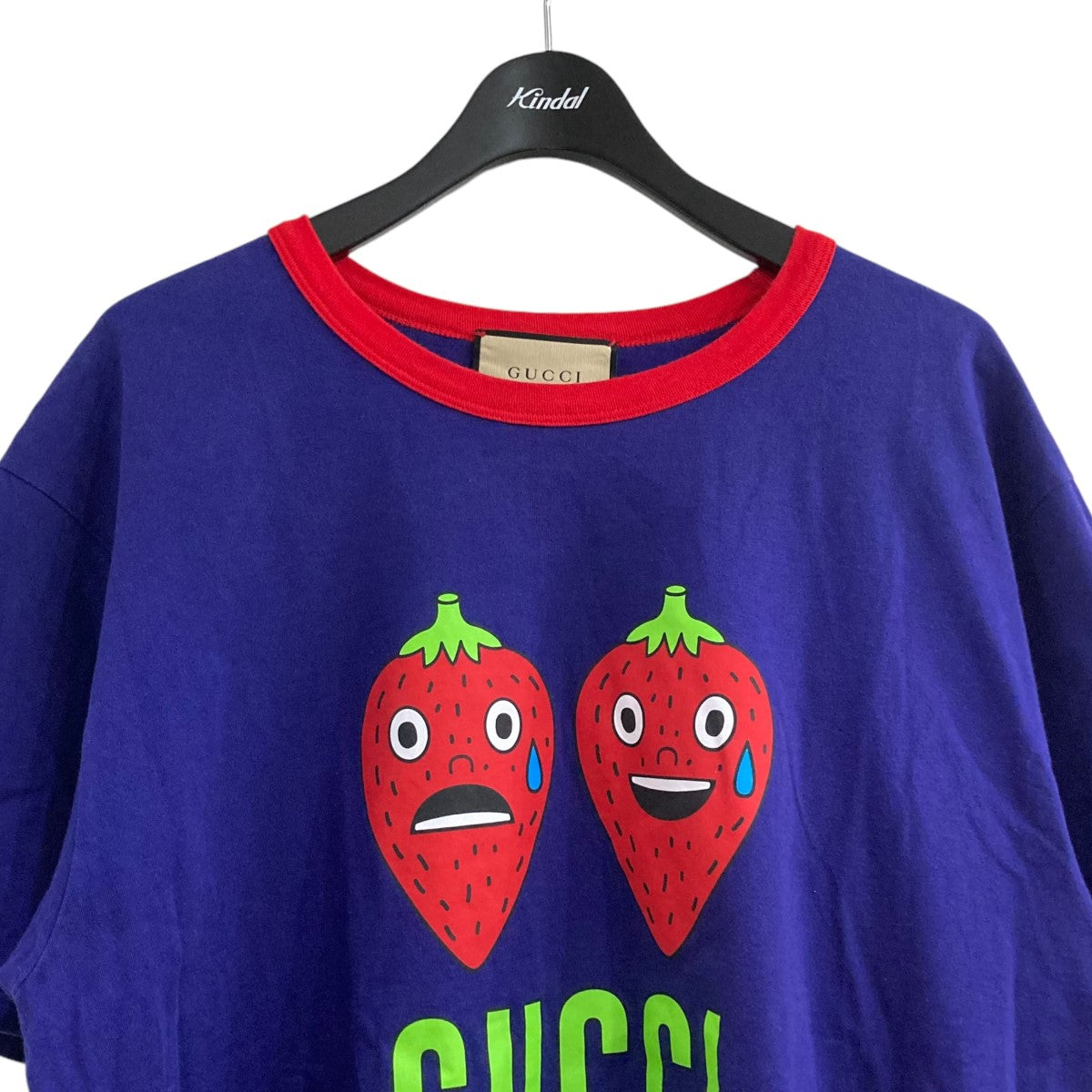 GUCCI(グッチ) イチゴプリント半袖Tシャツ703439 XJEI0 703439 XJEI0 パープル×レッド サイズ  L｜【公式】カインドオルオンライン ブランド古着・中古通販【kindal】