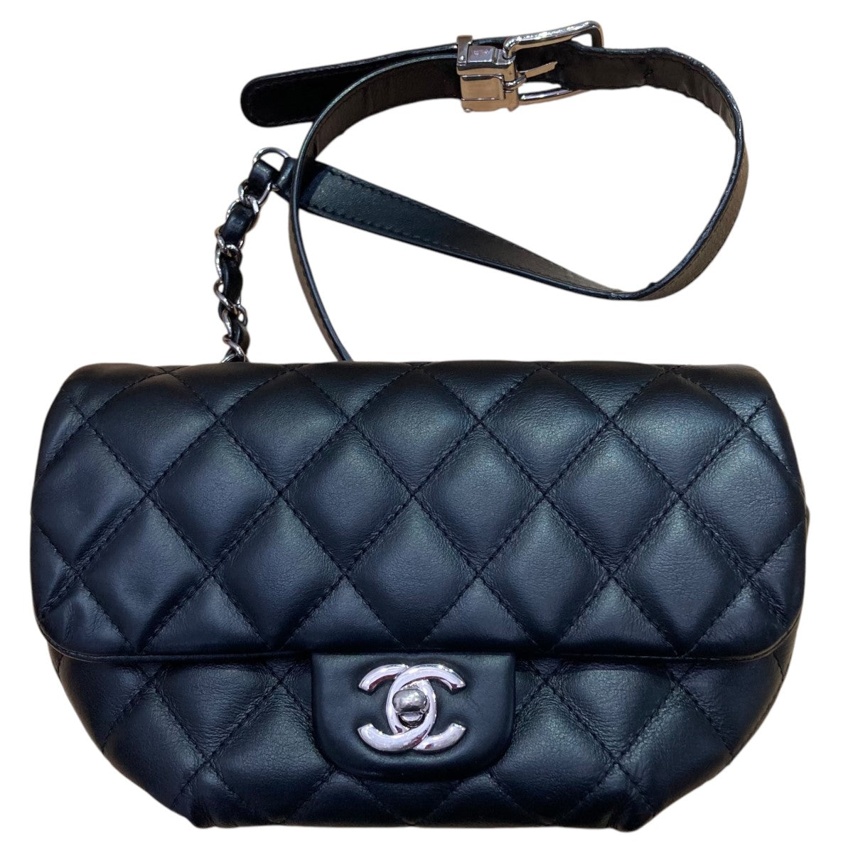 CHANEL マトラッセ ラムスキン ボディバッグ 古着・中古-1枚目のアイテム画像