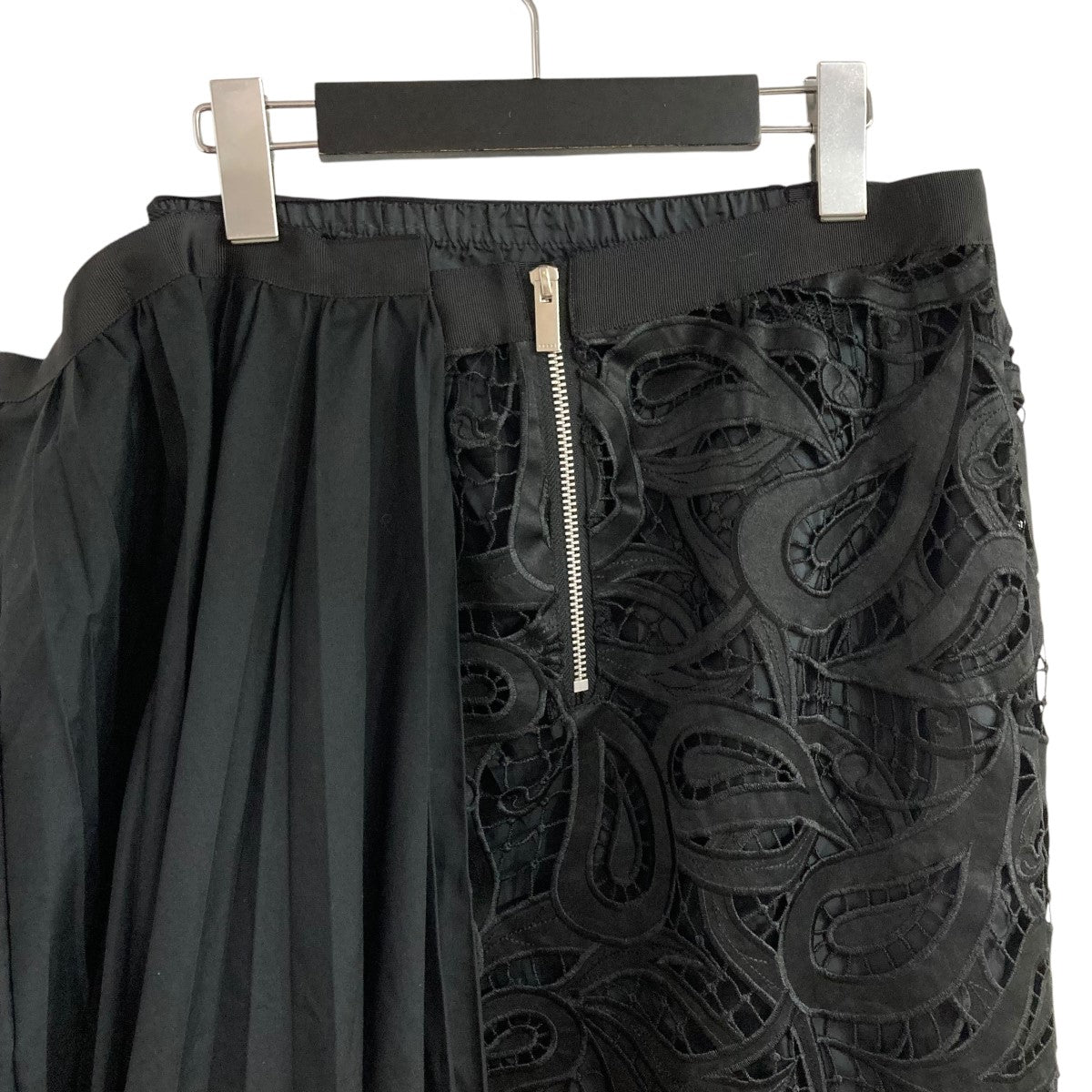 美品 サカイ ラップ ドッキング プリーツスカート ベルト付き 柄 ブラック 2 sacai(サカイ) ドッキングプリーツスカート 20-05173 ブラック サイズ