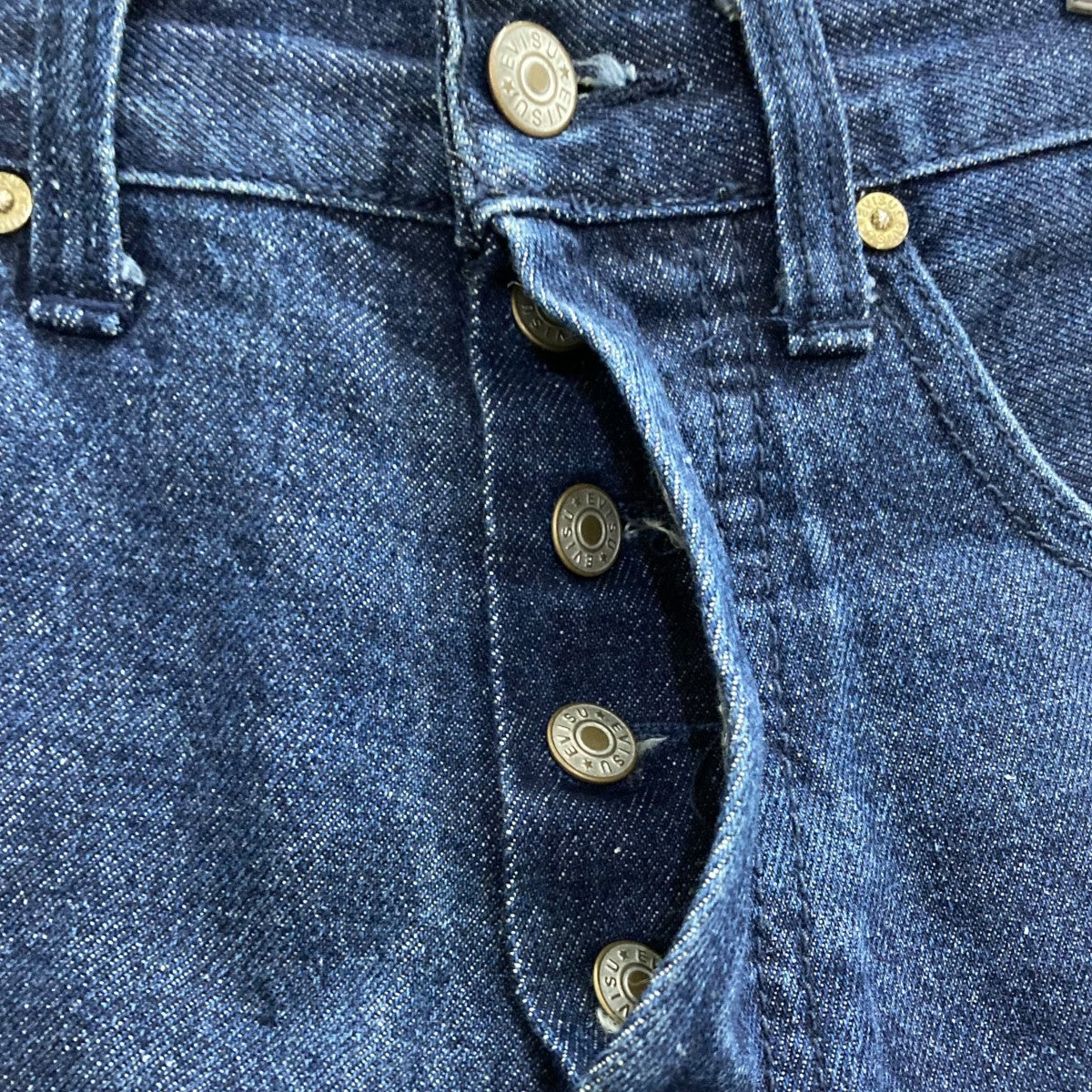 バック刺繍デニムパンツ