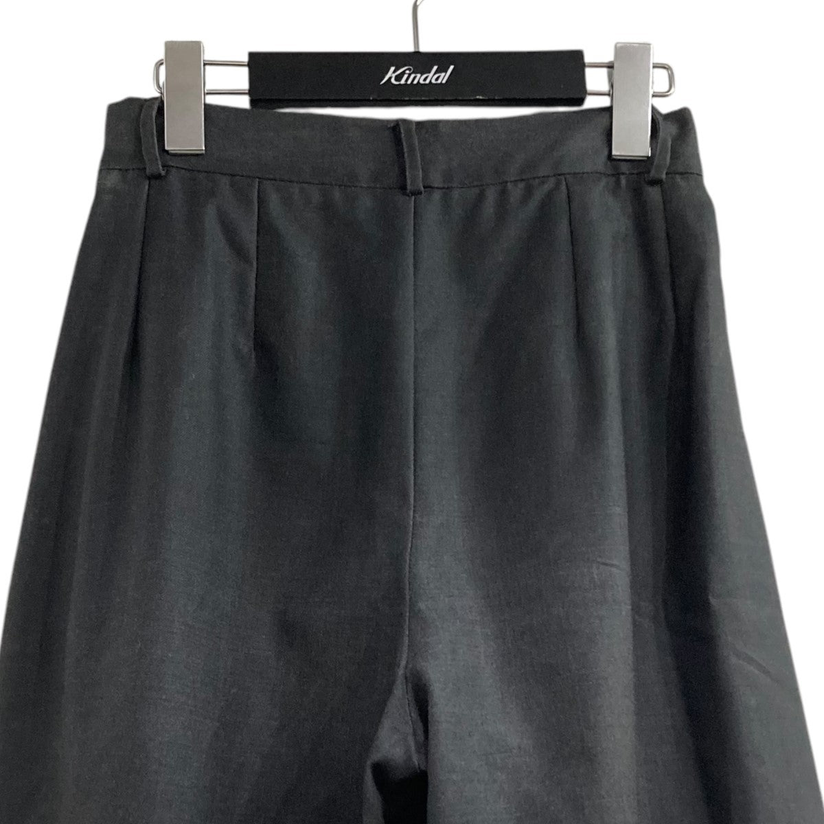 オイルドパンツ