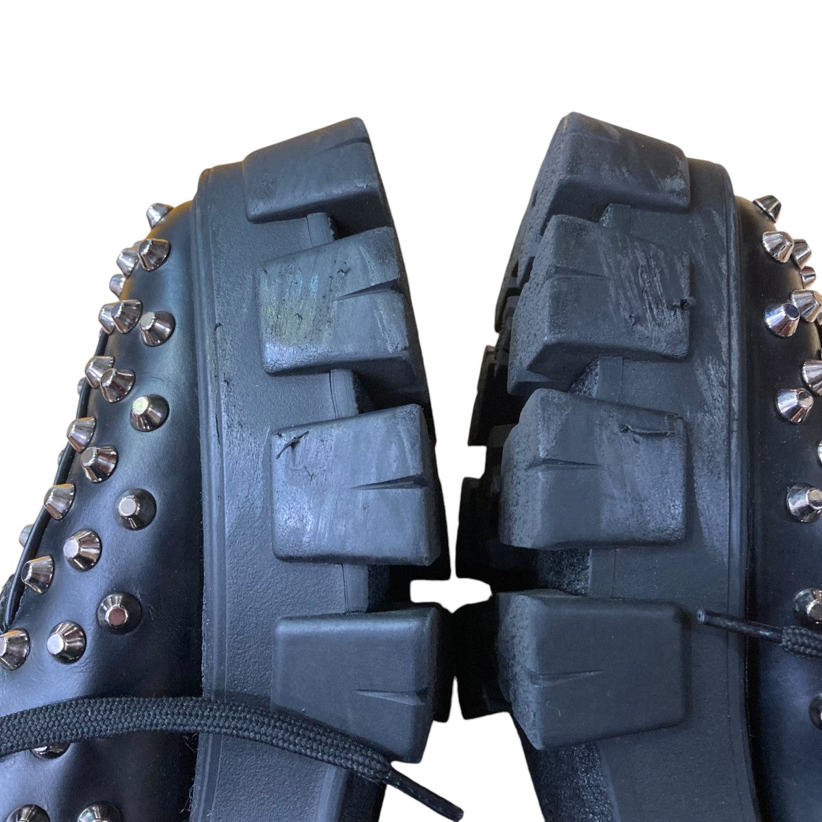 PRADA(プラダ) 714 モノリスブラッシュドレザースタッズ厚底