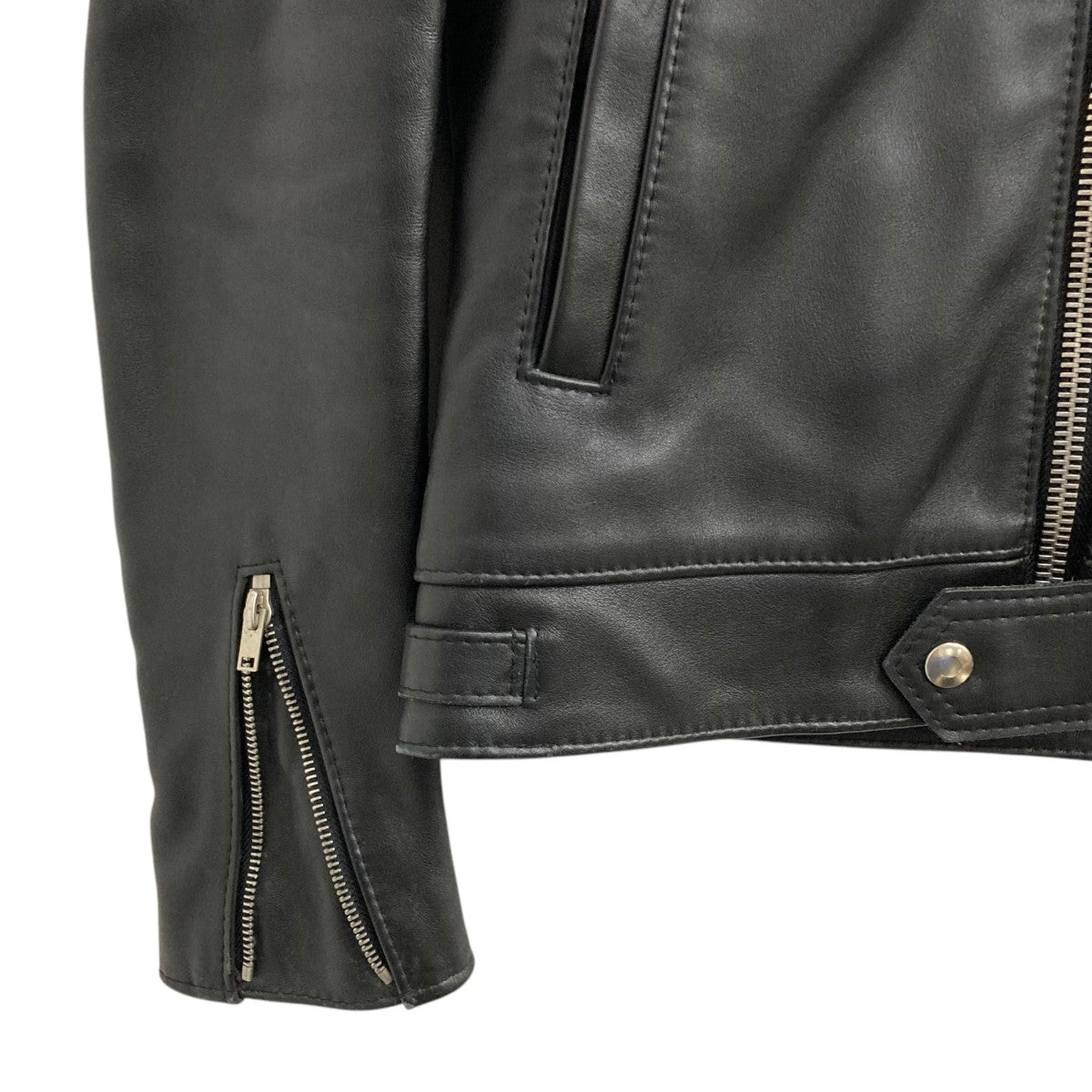ルイスレザーのシングルレザージャケット ﾄﾞﾐﾈｰﾀｰです。 Lewis Leathers 古着・中古 アウター アイテム