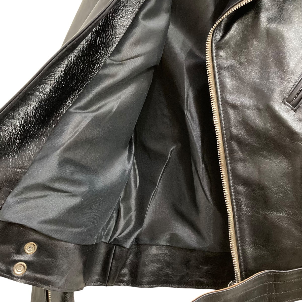 ルイスレザーのサイクロンダブルレザージャケットです。 Lewis Leathers 古着・中古 アウター アイテム
