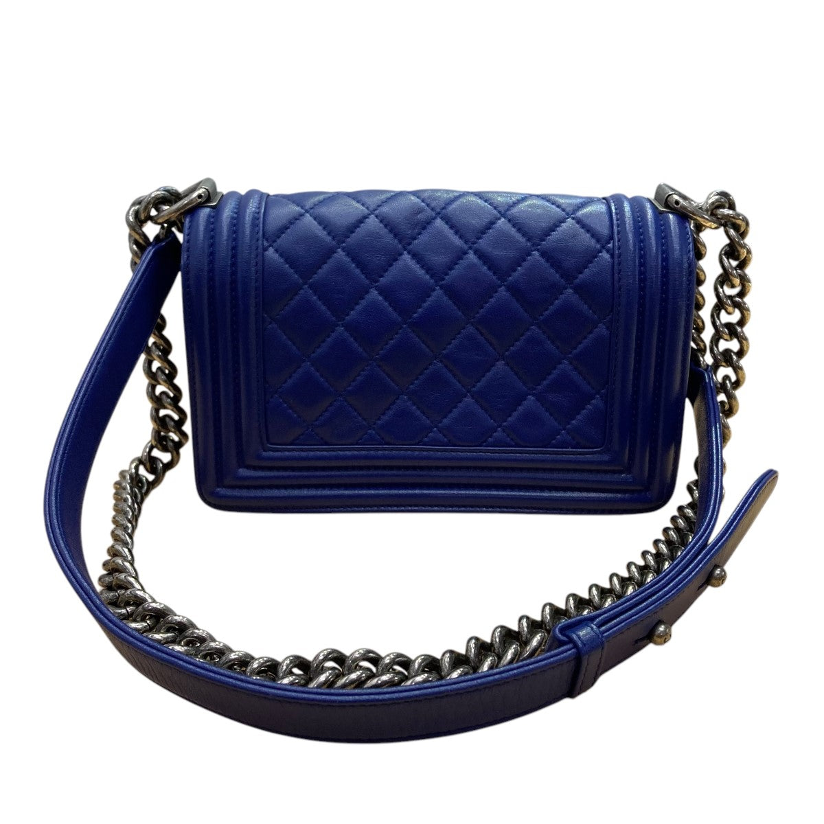 CHANEL 古着・中古 シャネルのラムスキン ボーイシャネル チェーンショルダーバッグです。