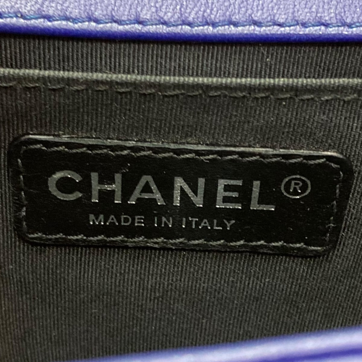 CHANEL 古着・中古 シャネルのラムスキン ボーイシャネル チェーンショルダーバッグです。
