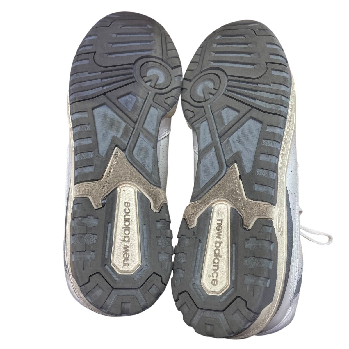 ローカットスニーカーBB550ALE