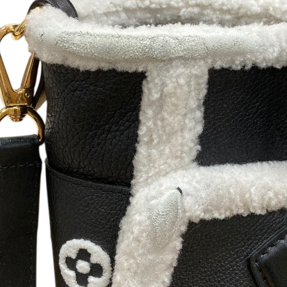 LOUIS VUITTON(ルイヴィトン) オンマイサイド MM ハンドバッグM58908