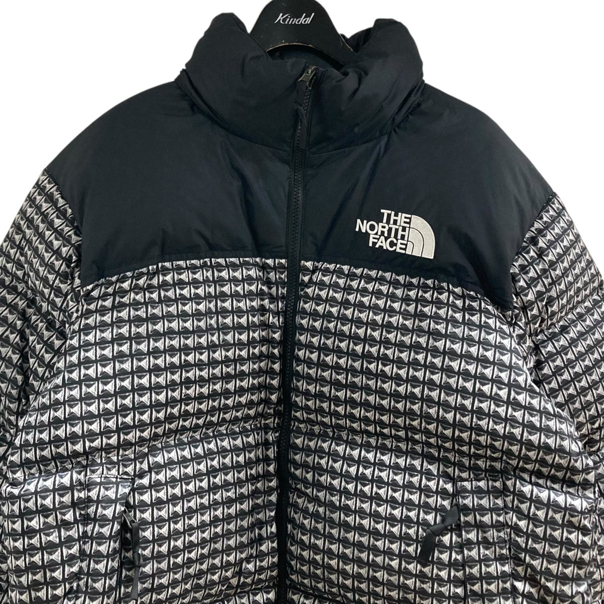 ダウンジャケットND42100I Studded Nuptse Jacket