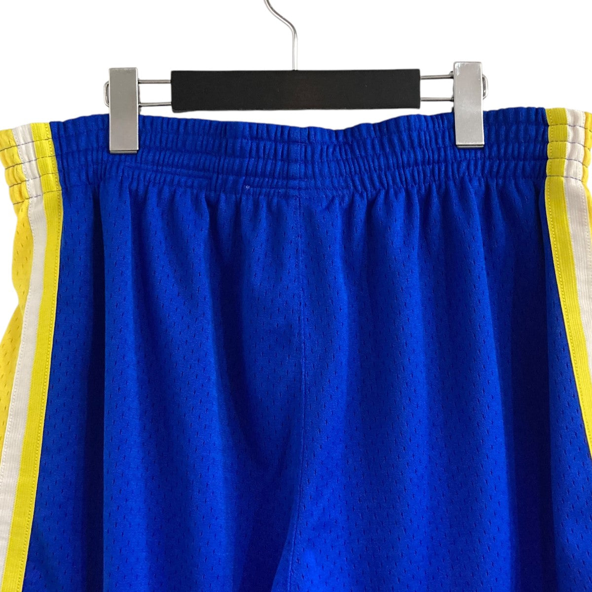 MITCHELL ＆ NESS ゲームメッシュハーフパンツ 古着・中古-4枚目のアイテム画像