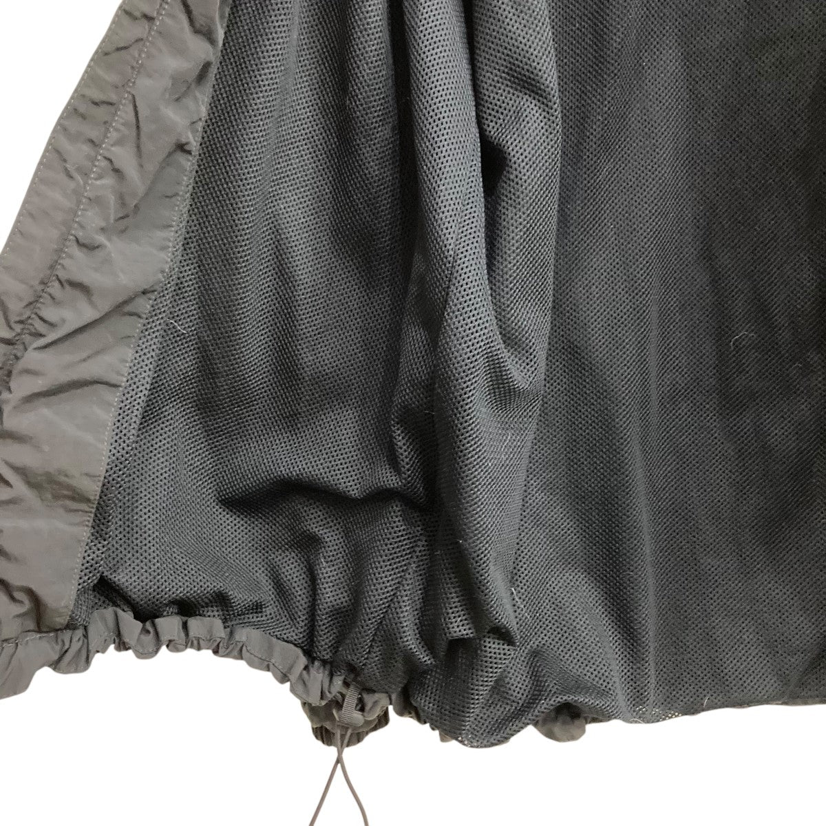 【良品】PALACE　パレス　バックロゴプリントナイロンジャケット　XLサイズ 14100984-a.jpg