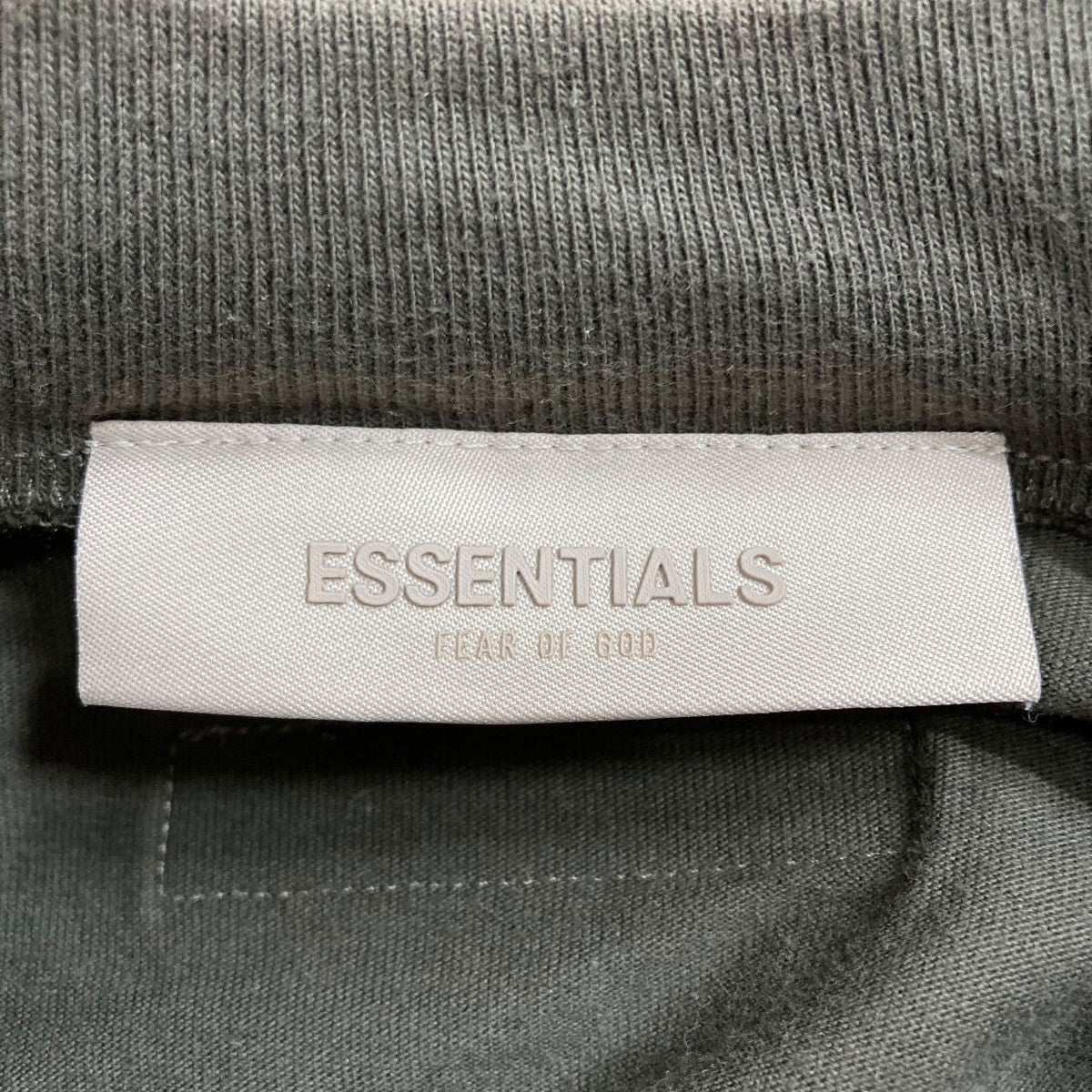 ロゴTシャツ