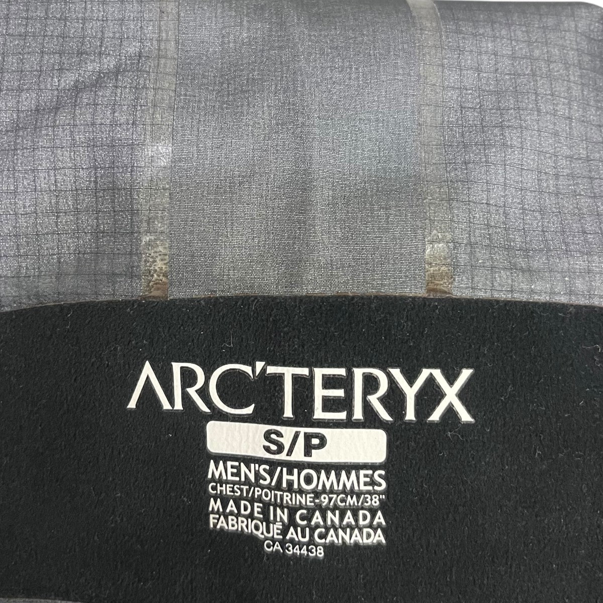 ARC'TERYX(アークテリクス) ALPHA SVナイロンジャケット ライトグレー