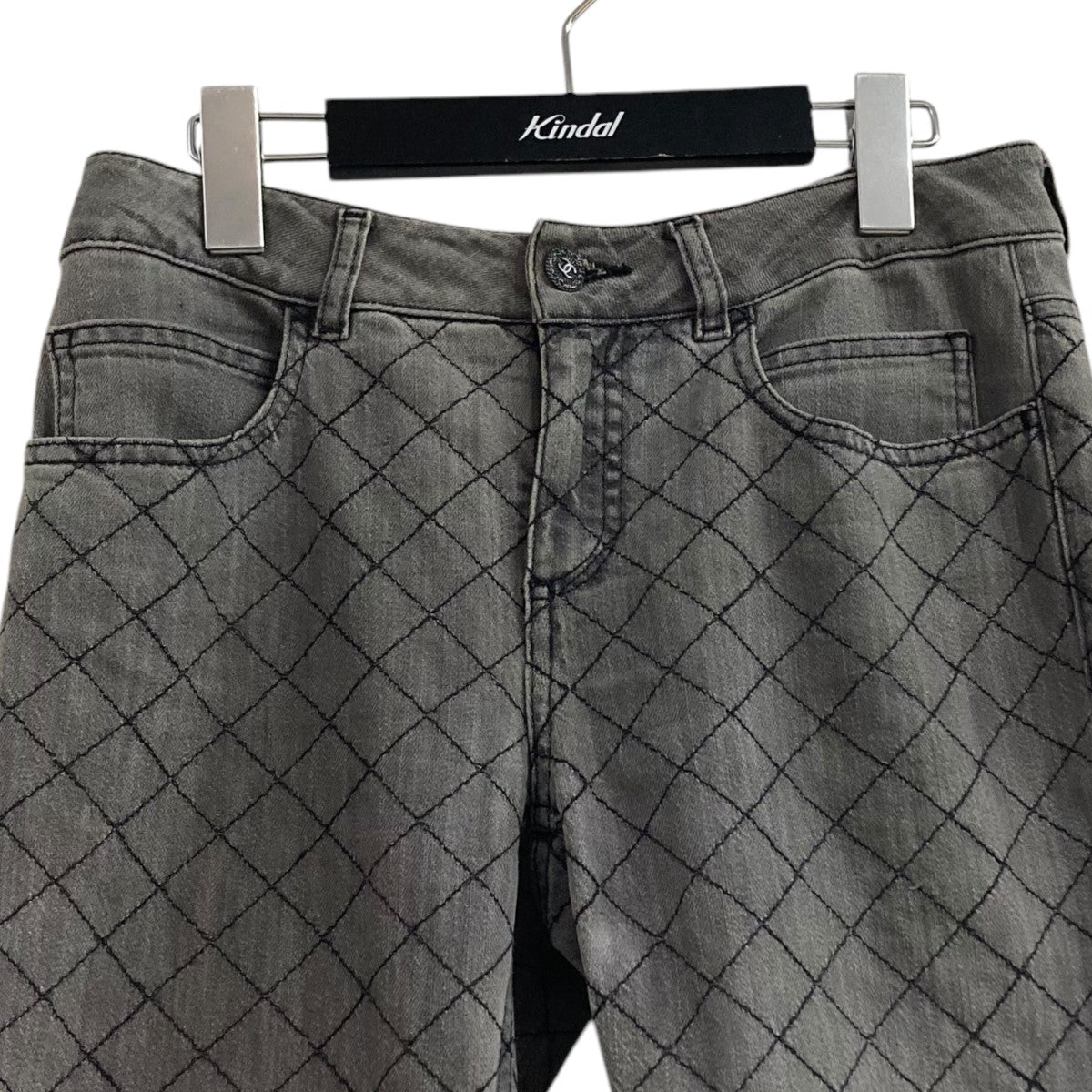 シャネル　マトラッセ　ダークグレー キルティング デニムパンツ CHANEL(シャネル) マトラッセキルティングデニムパンツ