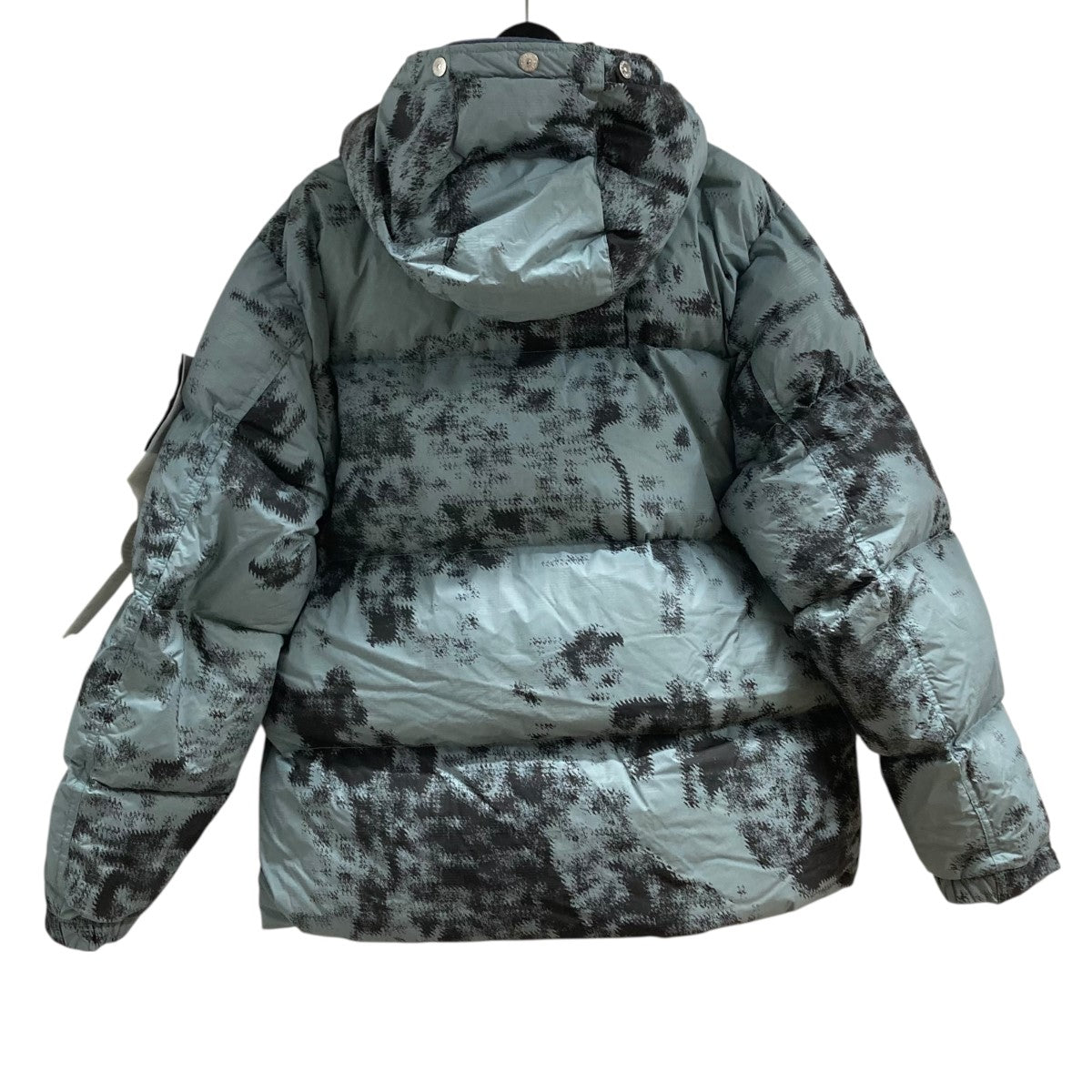 STONE ISLAND(ストーンアイランド) 24AWダウンジャケット8115462E1 ICE