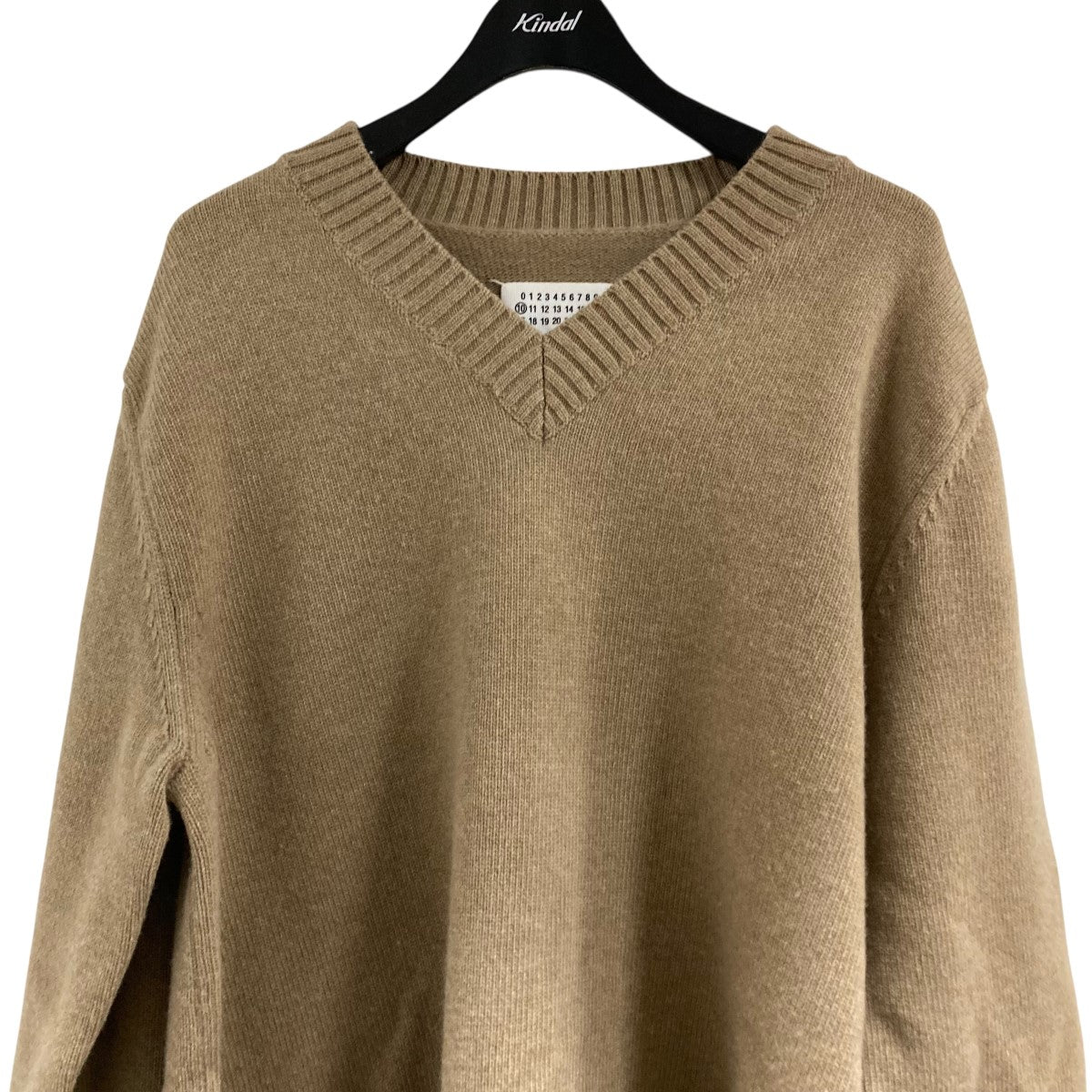 Maison Margiela(メゾンマルジェラ) Vネックセーター S50HA1068