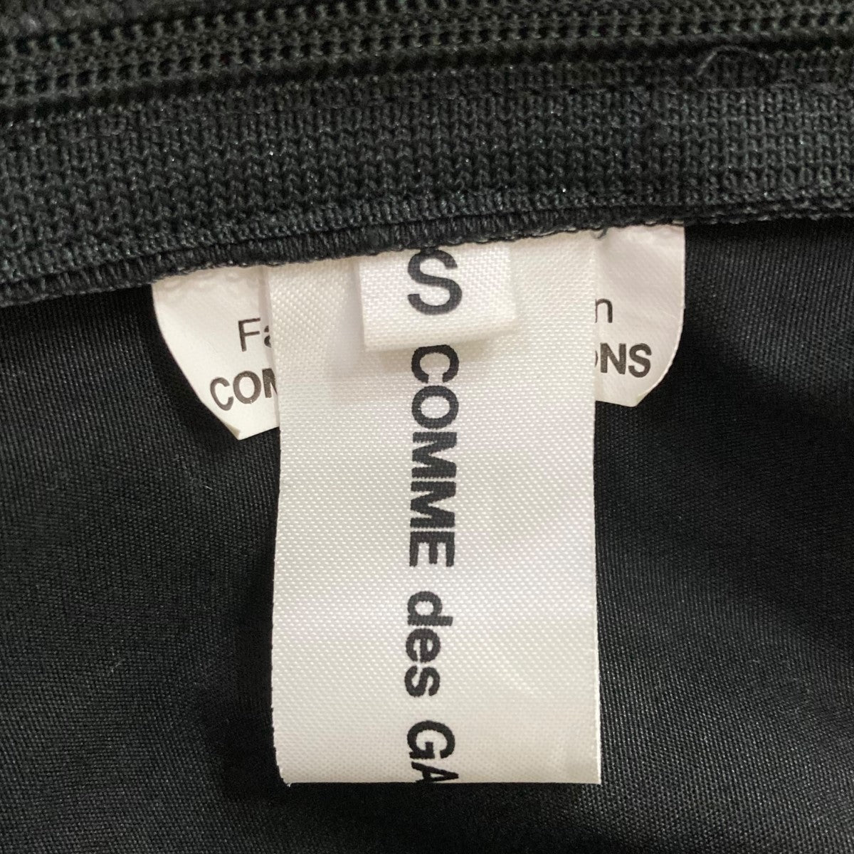 美品　コムデギャルソンガール　ベロアビッグブローチ COMME des GARCONS GIRL(コムデギャルソンガール) フロントベアフリル