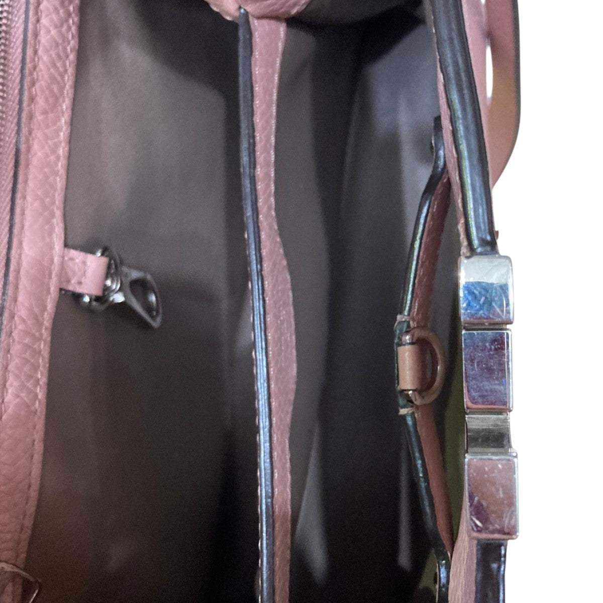 LOUIS VUITTON カプシーヌPM ショルダーバッグM42258 古着・中古-6枚目のアイテム画像
