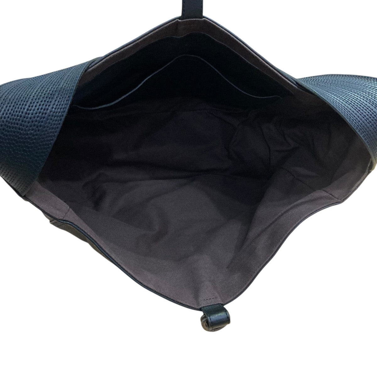 Taiga Takahashi(タイガタカハシ)のNEWSBOY BAG(BLACK